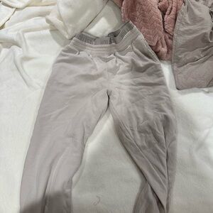 Holister sweatpants tan